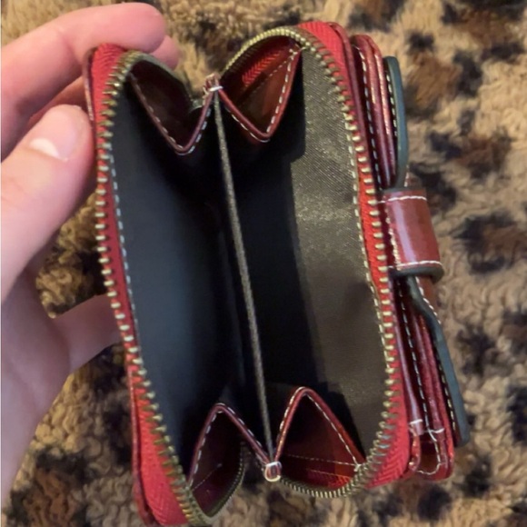 Dark Red Wallet - Picture 3 of 4